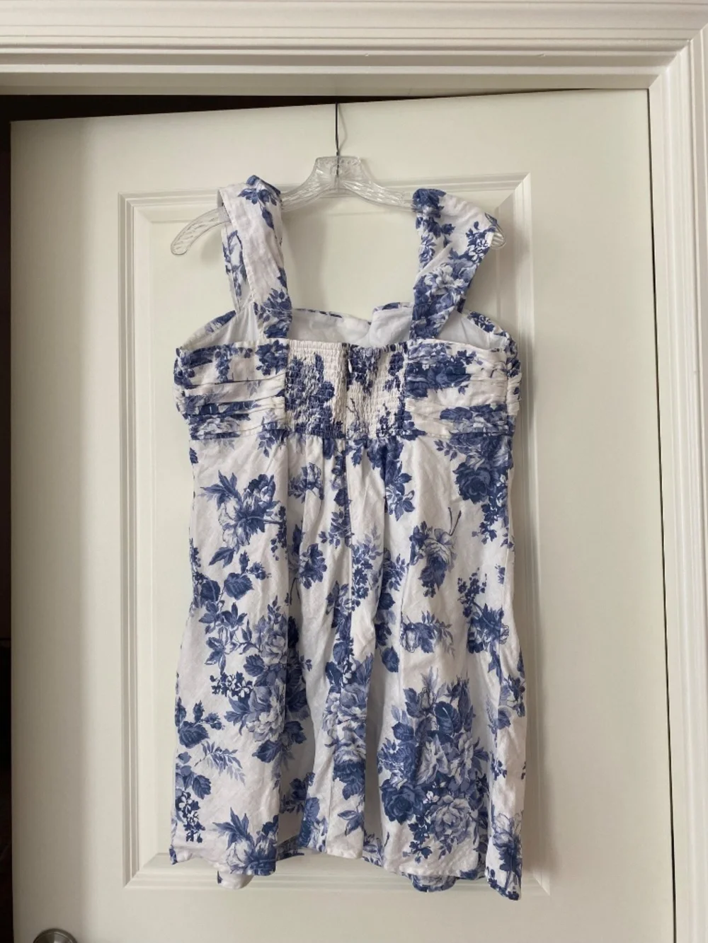 Abercrombie & Fitch white and blue floral dress, XLP